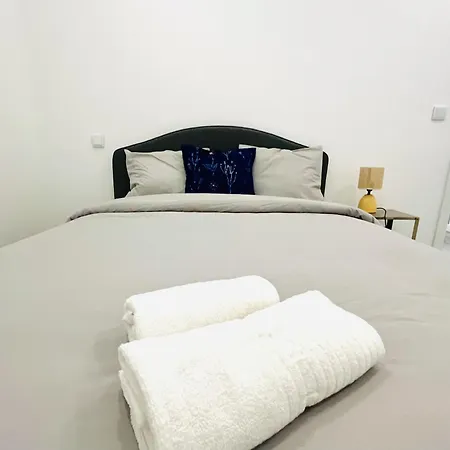 アパート Center Apt- Two Bedroom In Martim Moniz リスボン